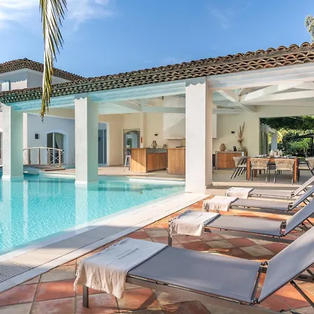 Les Maisons Du Sud Aparthotel 4*