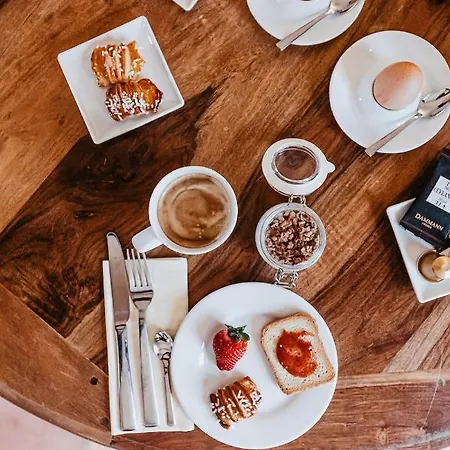 Les Maisons Du Sud Ξενοδοχείο με διαμερίσματα 4*