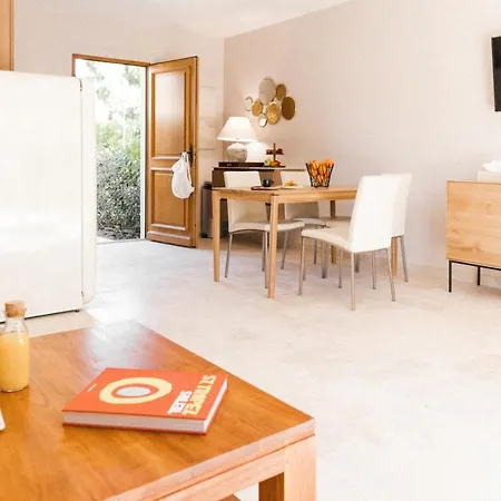 Les Maisons Du Sud Ξενοδοχείο με διαμερίσματα Ramatuelle