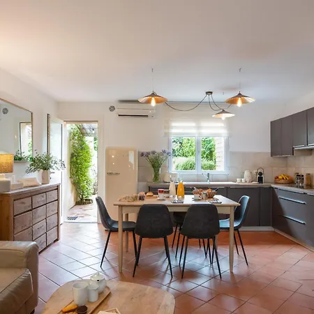 Les Maisons Du Sud 4*