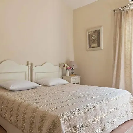 Les Maisons Du Sud Ξενοδοχείο με διαμερίσματα