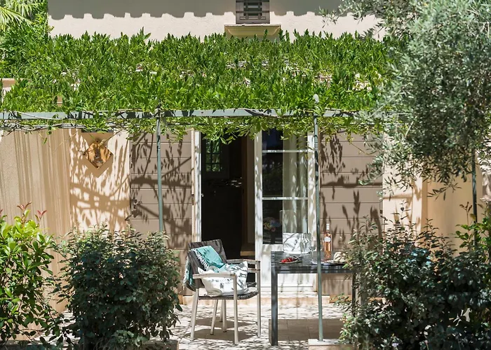 Les Maisons Du Sud Lägenhetshotell 4*