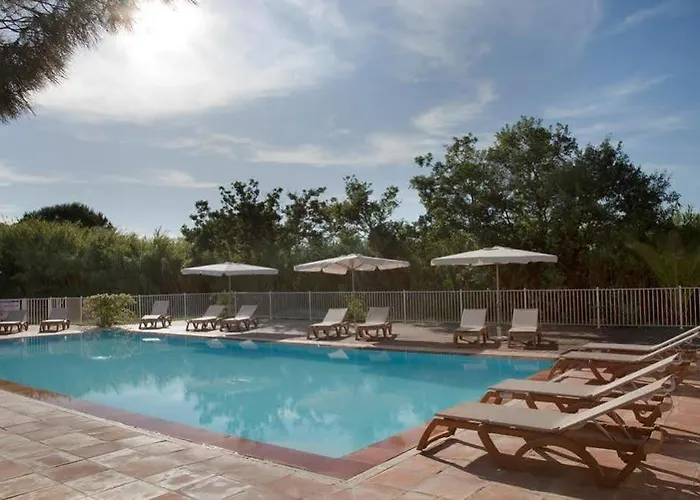 Les Maisons Du Sud Aparthotel 4*